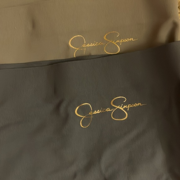 Free Panties - Picture 2 of 5